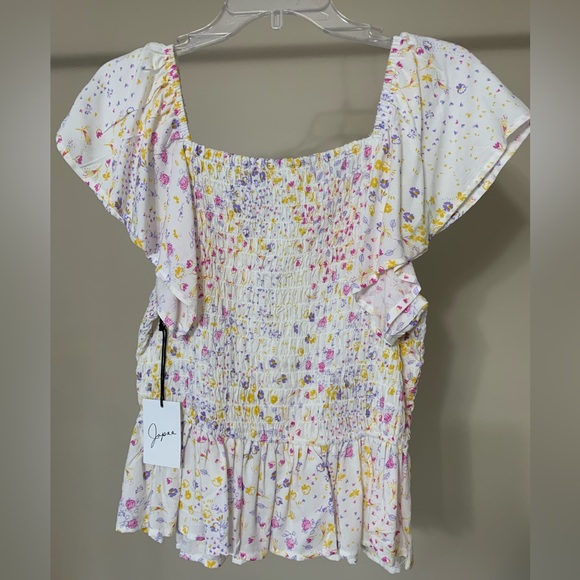 Spring Top - Picture 4 of 5